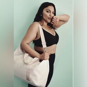 💗💗Metallic Duffel Bag💗💗